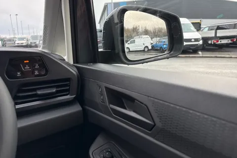 DC75MKJ Volkswagen Caddy 2.0 TDI 102PS Commerce Pro Van [Tech Pack] Thumbnail #21