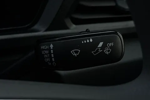 DC75MKJ Volkswagen Caddy 2.0 TDI 102PS Commerce Pro Van [Tech Pack] Thumbnail #39