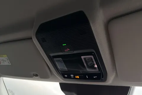 DC75MKJ Volkswagen Caddy 2.0 TDI 102PS Commerce Pro Van [Tech Pack] Thumbnail #43