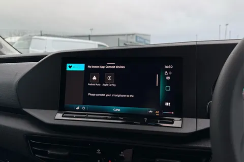 DC75MKJ Volkswagen Caddy 2.0 TDI 102PS Commerce Pro Van [Tech Pack] Thumbnail #48