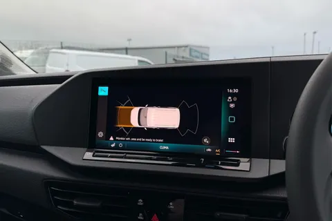 DC75MKJ Volkswagen Caddy 2.0 TDI 102PS Commerce Pro Van [Tech Pack] Thumbnail #49