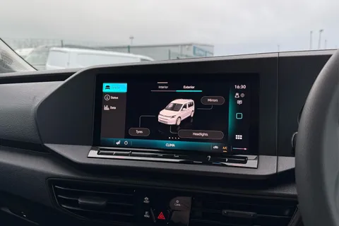 DC75MKJ Volkswagen Caddy 2.0 TDI 102PS Commerce Pro Van [Tech Pack] Thumbnail #50