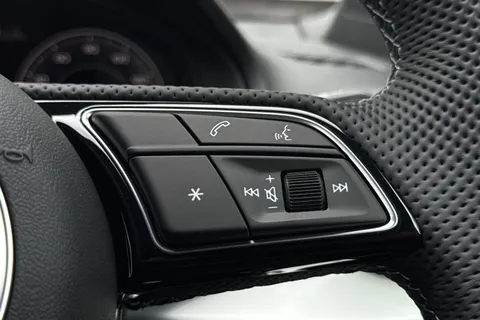 38 of 65 for AUDI Q2 30 TFSI 116 S Line 5dr