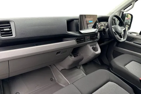 PN75MXZ Volkswagen Crafter CR35 Panel van Commerce MWB 140 PS 2.0 TDI 8sp Automatic FWD Thumbnail #14