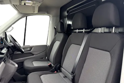 PN75MXZ Volkswagen Crafter CR35 Panel van Commerce MWB 140 PS 2.0 TDI 8sp Automatic FWD Thumbnail #15