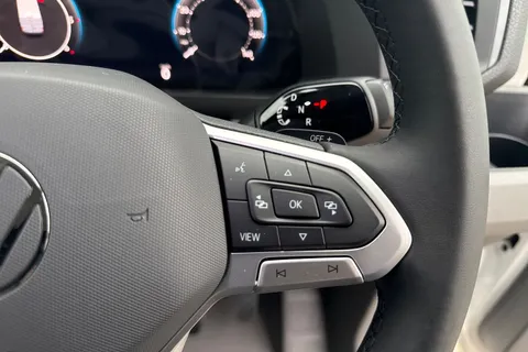 PN75MXZ Volkswagen Crafter CR35 Panel van Commerce MWB 140 PS 2.0 TDI 8sp Automatic FWD Thumbnail #34