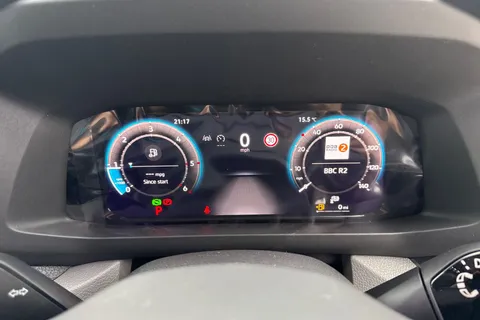 PN75MXZ Volkswagen Crafter CR35 Panel van Commerce MWB 140 PS 2.0 TDI 8sp Automatic FWD Thumbnail #39