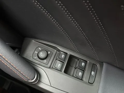 KR74UXS CUPRA Formentor 1.5 eHybrid 204 V3 5dr DSG Thumbnail #18