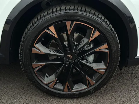 KR74UXS CUPRA Formentor 1.5 eHybrid 204 V3 5dr DSG Thumbnail #24