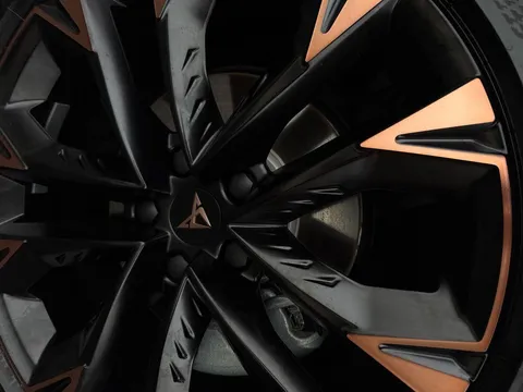 KR74UXS CUPRA Formentor 1.5 eHybrid 204 V3 5dr DSG Thumbnail #28