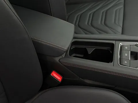 KR74UXS CUPRA Formentor 1.5 eHybrid 204 V3 5dr DSG Thumbnail #36