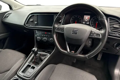 14 of 52 for SEAT Leon 1.4 TSI FR Technology Euro 6 (s/s) 5dr