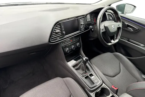 15 of 52 for SEAT Leon 1.4 TSI FR Technology Euro 6 (s/s) 5dr