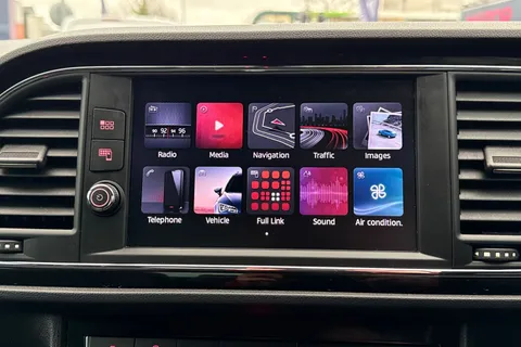 17 of 52 for SEAT Leon 1.4 TSI FR Technology Euro 6 (s/s) 5dr