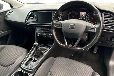 18 of 52 for SEAT Leon 1.4 TSI FR Technology Euro 6 (s/s) 5dr