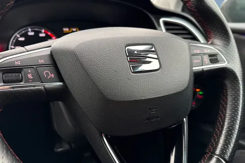 44 of 52 for SEAT Leon 1.4 TSI FR Technology Euro 6 (s/s) 5dr