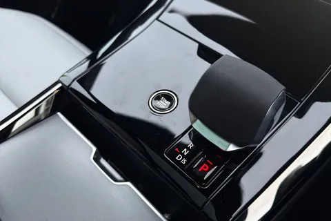 KT74XZS Land Rover Range Rover Sport 3.0 D300 Dynamic SE 5dr Thumbnail #15