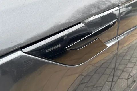 KT74XZS Land Rover Range Rover Sport 3.0 D300 Dynamic SE 5dr Thumbnail #31