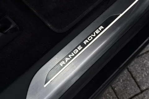 KT74XZS Land Rover Range Rover Sport 3.0 D300 Dynamic SE 5dr Thumbnail #36