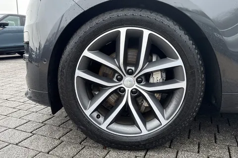 KT74XZS Land Rover Range Rover Sport 3.0 D300 Dynamic SE 5dr Thumbnail #43