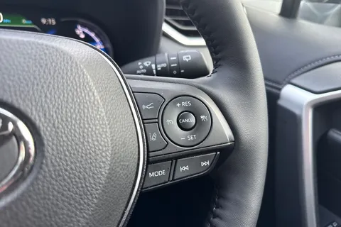 BP71HHM Toyota Rav4 2.5 VVT-h Excel CVT 4WD Euro 6 (s/s) 5dr Thumbnail #32