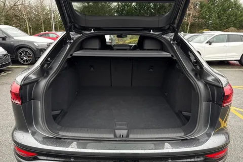 KU75ZNV Audi Q6 E-Tron Q6 Sportback Edition 1 e-tron quattro 285,00 kW Thumbnail #7