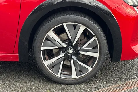 PE20LTY PEUGEOT 208 1.2 PureTech GT Line EAT Euro 6 (s/s) 5dr Thumbnail #11