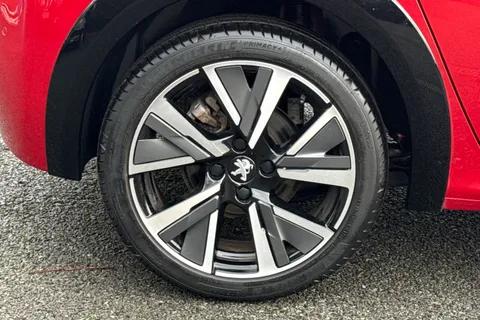 PE20LTY PEUGEOT 208 1.2 PureTech GT Line EAT Euro 6 (s/s) 5dr Thumbnail #12