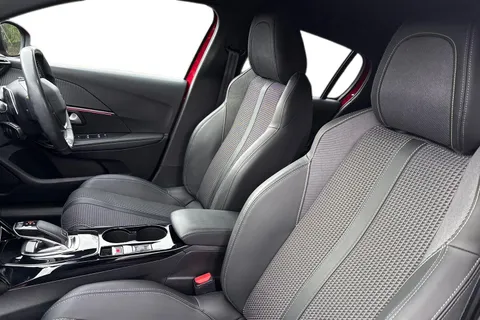 PE20LTY PEUGEOT 208 1.2 PureTech GT Line EAT Euro 6 (s/s) 5dr Thumbnail #17