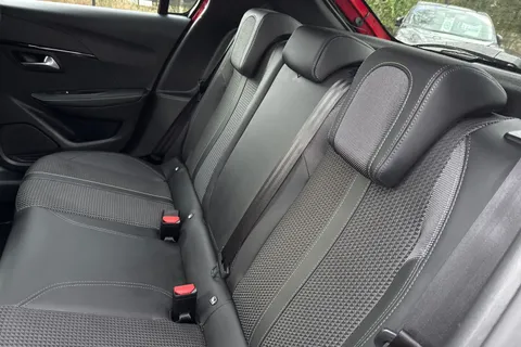 PE20LTY PEUGEOT 208 1.2 PureTech GT Line EAT Euro 6 (s/s) 5dr Thumbnail #20