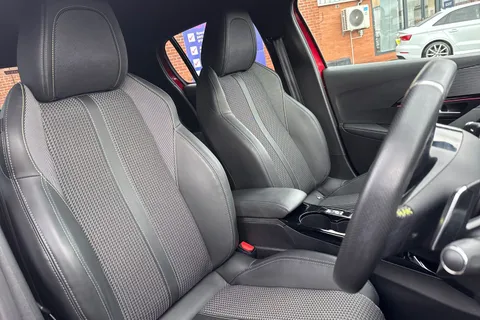 PE20LTY PEUGEOT 208 1.2 PureTech GT Line EAT Euro 6 (s/s) 5dr Thumbnail #25