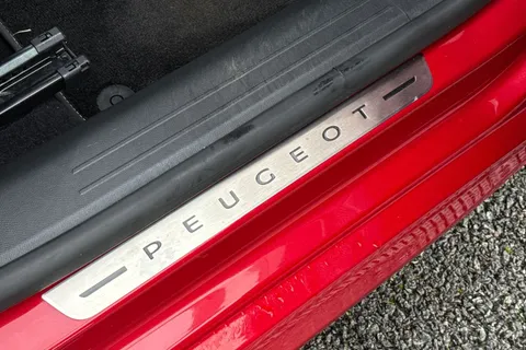 PE20LTY PEUGEOT 208 1.2 PureTech GT Line EAT Euro 6 (s/s) 5dr Thumbnail #33