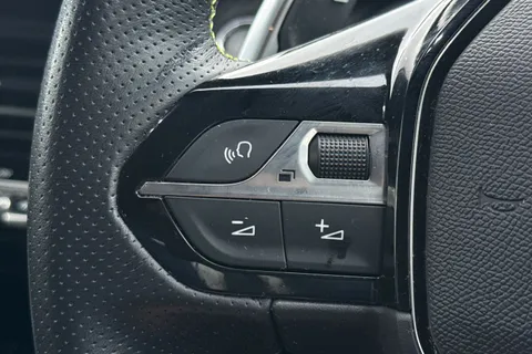 PE20LTY PEUGEOT 208 1.2 PureTech GT Line EAT Euro 6 (s/s) 5dr Thumbnail #40