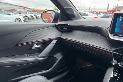 PE20LTY PEUGEOT 208 1.2 PureTech GT Line EAT Euro 6 (s/s) 5dr Thumbnail #43