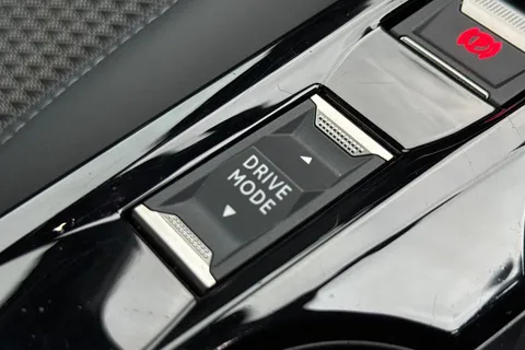 PE20LTY PEUGEOT 208 1.2 PureTech GT Line EAT Euro 6 (s/s) 5dr Thumbnail #45