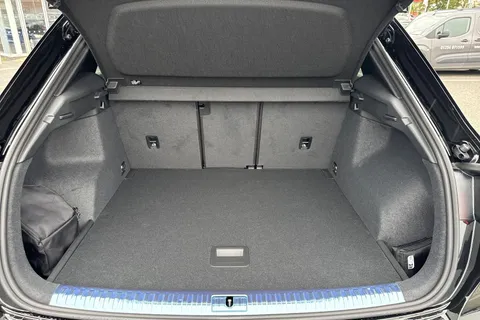 6 of 65 for Audi Q3 2.0 TDI 35 S line S Tronic Euro 6 (s/s) 5dr