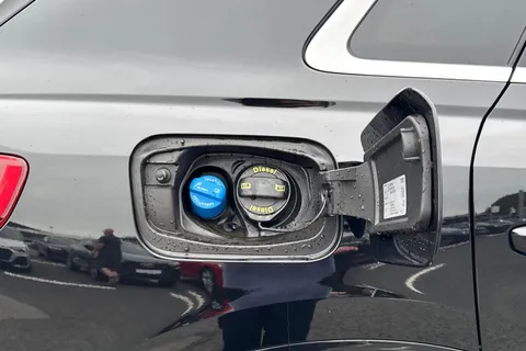 28 of 65 for Audi Q3 2.0 TDI 35 S line S Tronic Euro 6 (s/s) 5dr