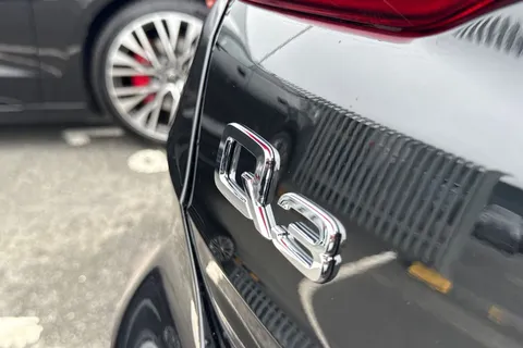 33 of 65 for Audi Q3 2.0 TDI 35 S line S Tronic Euro 6 (s/s) 5dr