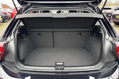 GF74XFA Volkswagen Polo 1.0 TSI Match 5dr DSG Thumbnail #11