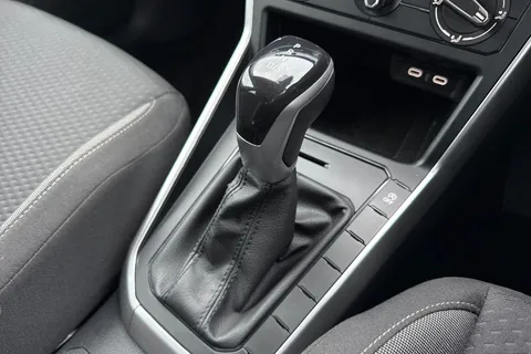 GF74XFA Volkswagen Polo 1.0 TSI Match 5dr DSG Thumbnail #21