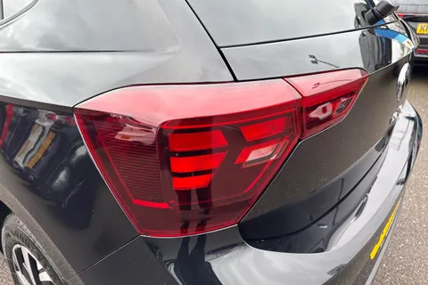 GF74XFA Volkswagen Polo 1.0 TSI Match 5dr DSG Thumbnail #26