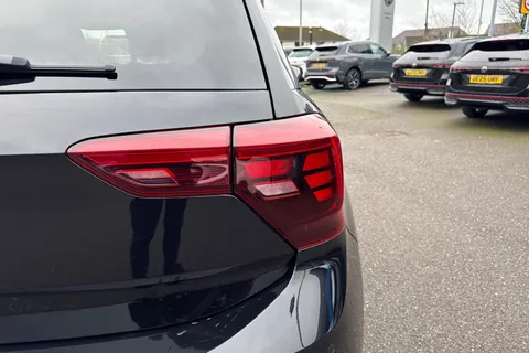 GF74XFA Volkswagen Polo 1.0 TSI Match 5dr DSG Thumbnail #27