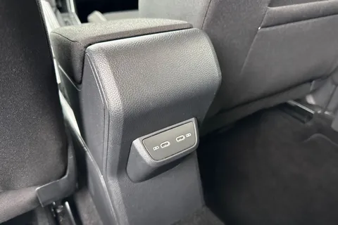 GF74XFA Volkswagen Polo 1.0 TSI Match 5dr DSG Thumbnail #35