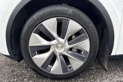 MA72RKZ Tesla Model Y (Dual Motor) Long Range Auto 4WDE 5dr Thumbnail #11