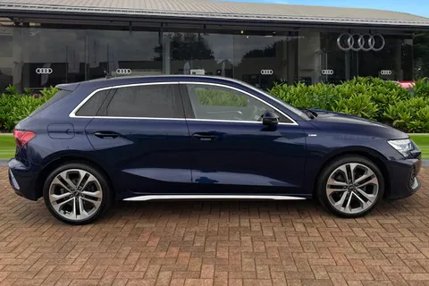 KY25CEO Audi A3 S line 35 TFSI  150 PS S tronic Thumbnail #4