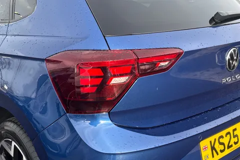 KS25MWF Volkswagen Polo 1.0 TSI 115 R-Line 5dr DSG **HEATED SEATS** Thumbnail #8