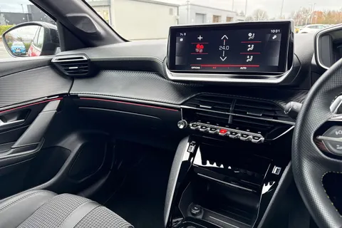 DF72OGD PEUGEOT 208 1.2 PureTech GT EAT Euro 6 (s/s) 5dr Thumbnail #45