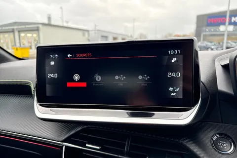 DF72OGD PEUGEOT 208 1.2 PureTech GT EAT Euro 6 (s/s) 5dr Thumbnail #48