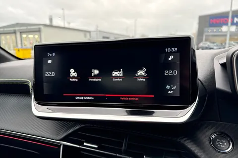 DF72OGD PEUGEOT 208 1.2 PureTech GT EAT Euro 6 (s/s) 5dr Thumbnail #54