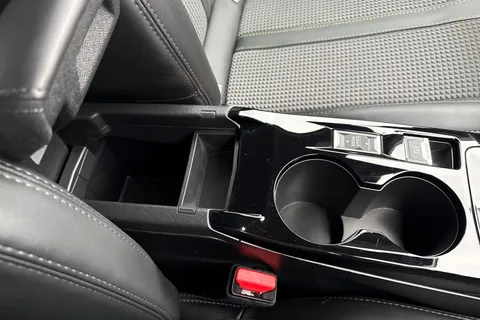 DF72OGD PEUGEOT 208 1.2 PureTech GT EAT Euro 6 (s/s) 5dr Thumbnail #62